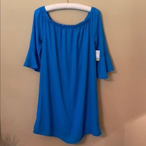 Tunic Top in Beautiful Blue Color. Size L BNWT!